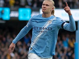 МанСити громит Ман Юнайтед 3:0