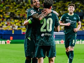 МанСити на выезде обыгрывает Вильяреал