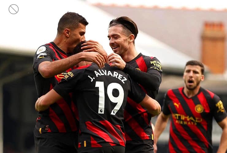 Сити побеждает Фулхэм и выходит на первое место