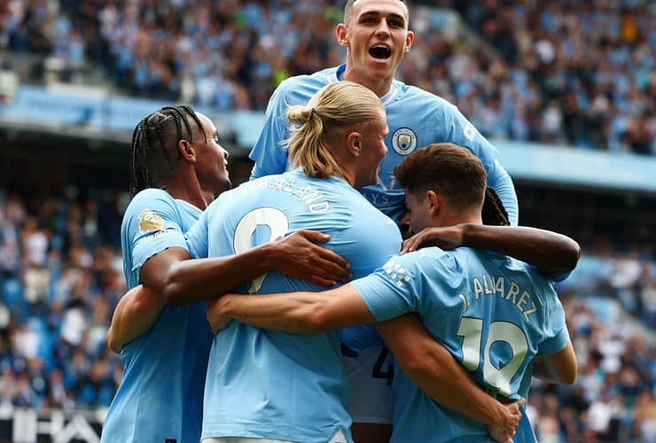 Сити громит Фулхэм 5:1