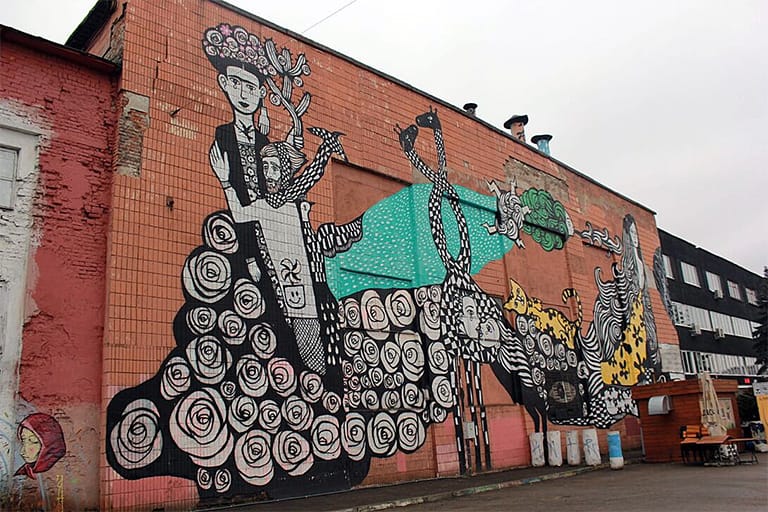 Frida Kahlo and Count Chapsky on Oktyabrskaya Street